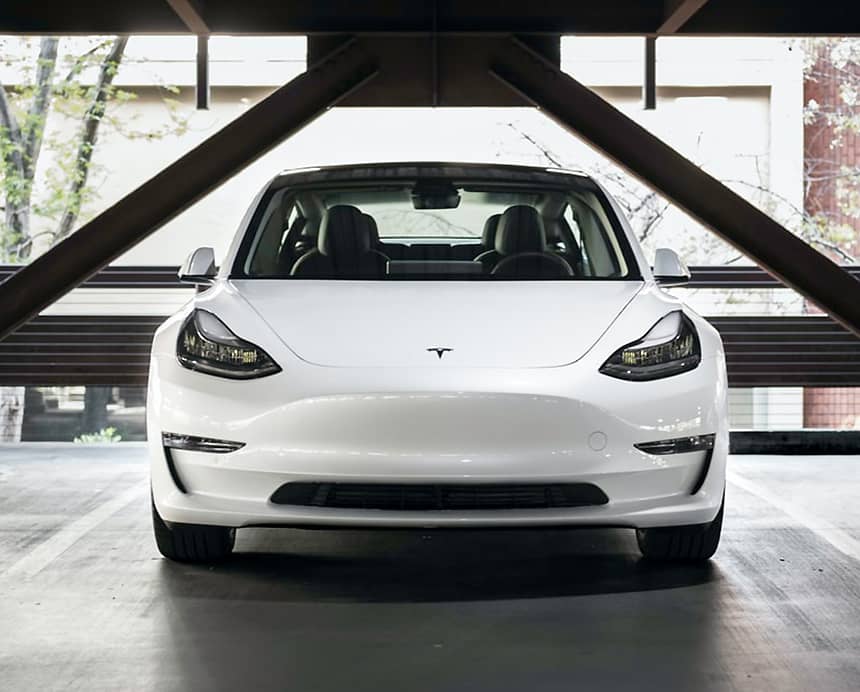 Tesla Model 3 - immagine 2